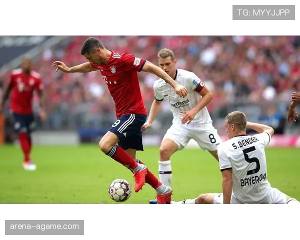 基米希本赛季高位逼抢撕裂对手防线助拜仁取胜展现角色进阶