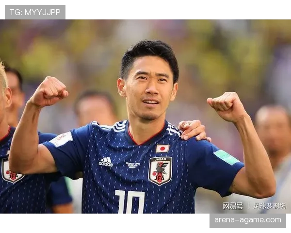 香川真司中场直塞撕防线，今季前插频率超越巅峰期